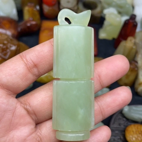 蛇纹石玉未镶嵌颈饰26