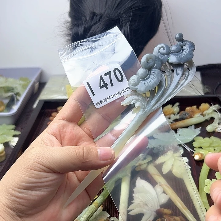 蛇纹石玉发饰合金一**乐