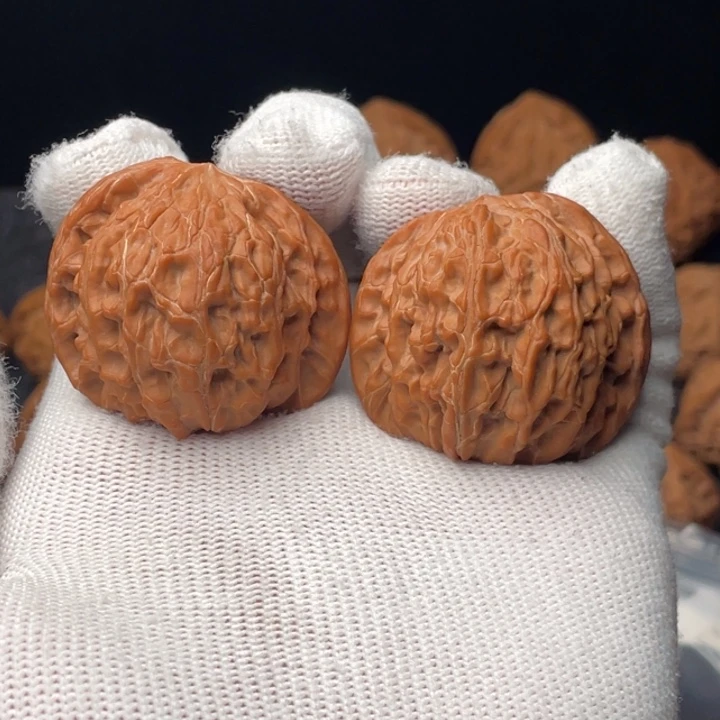 大***克吊坠文玩核桃40磨盘