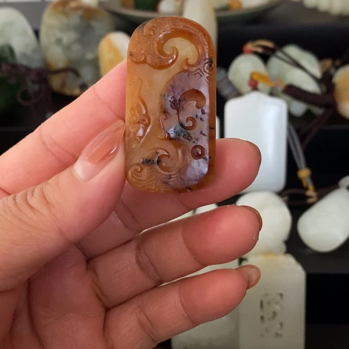 和田玉（糖玉）未镶嵌颈饰