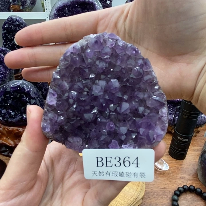 紫晶大型摆件（非配饰）未镶嵌
