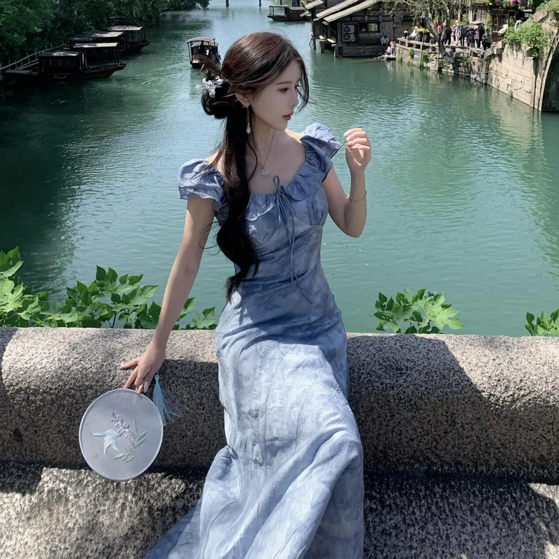 法式蓝色小飞袖连衣裙子女夏季2025年高级感收腰显瘦气质长裙3715
