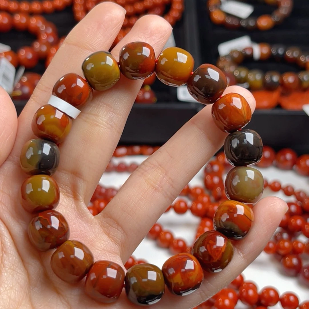 未镶嵌大山彩浆包浆12m南红玛瑙