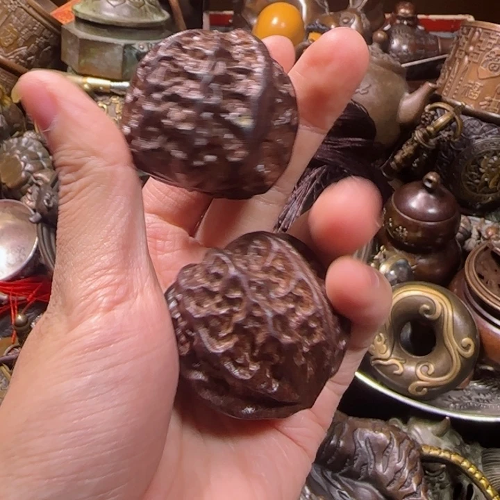 铜器把玩摆件链接