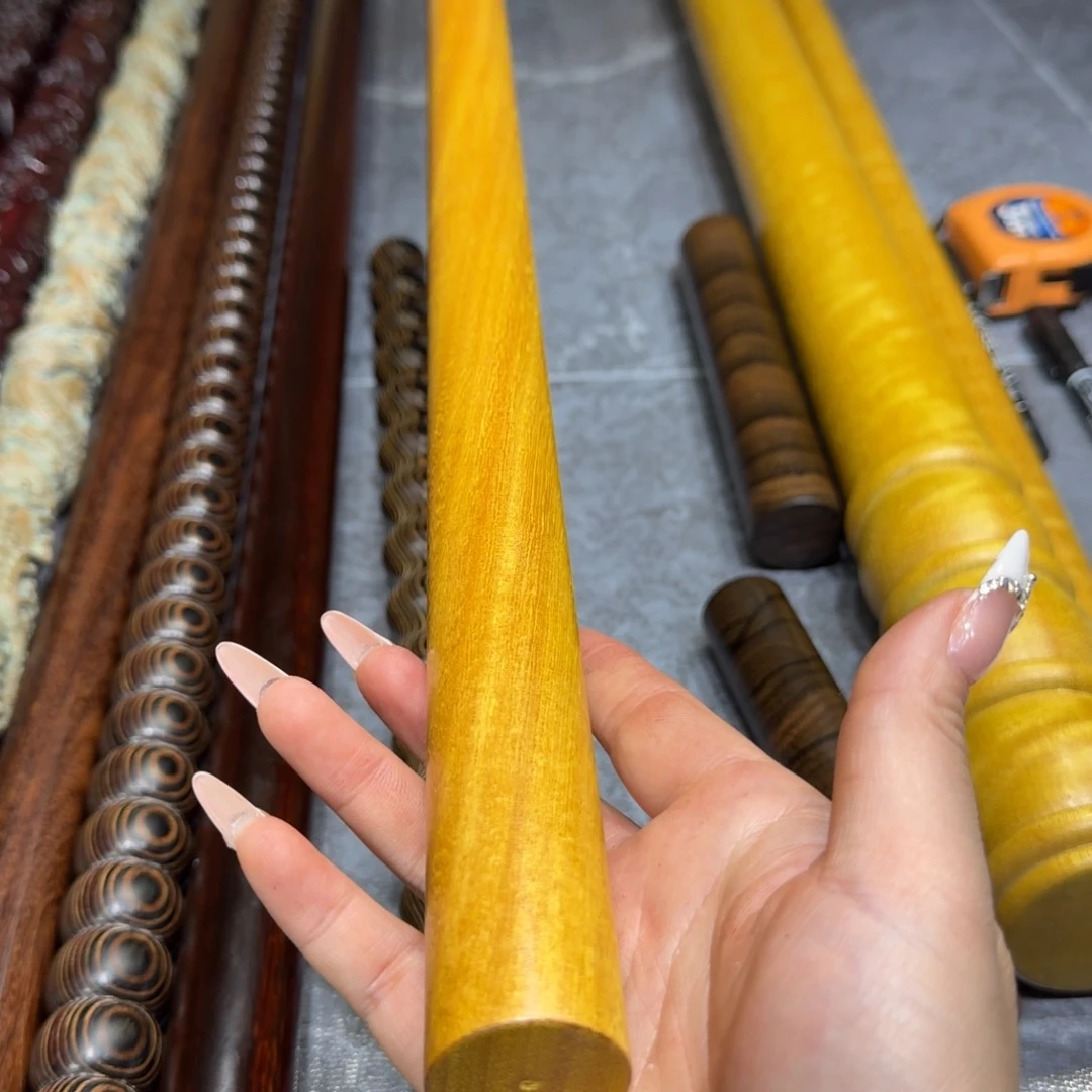 王***菊非洲紫檀（红花梨）