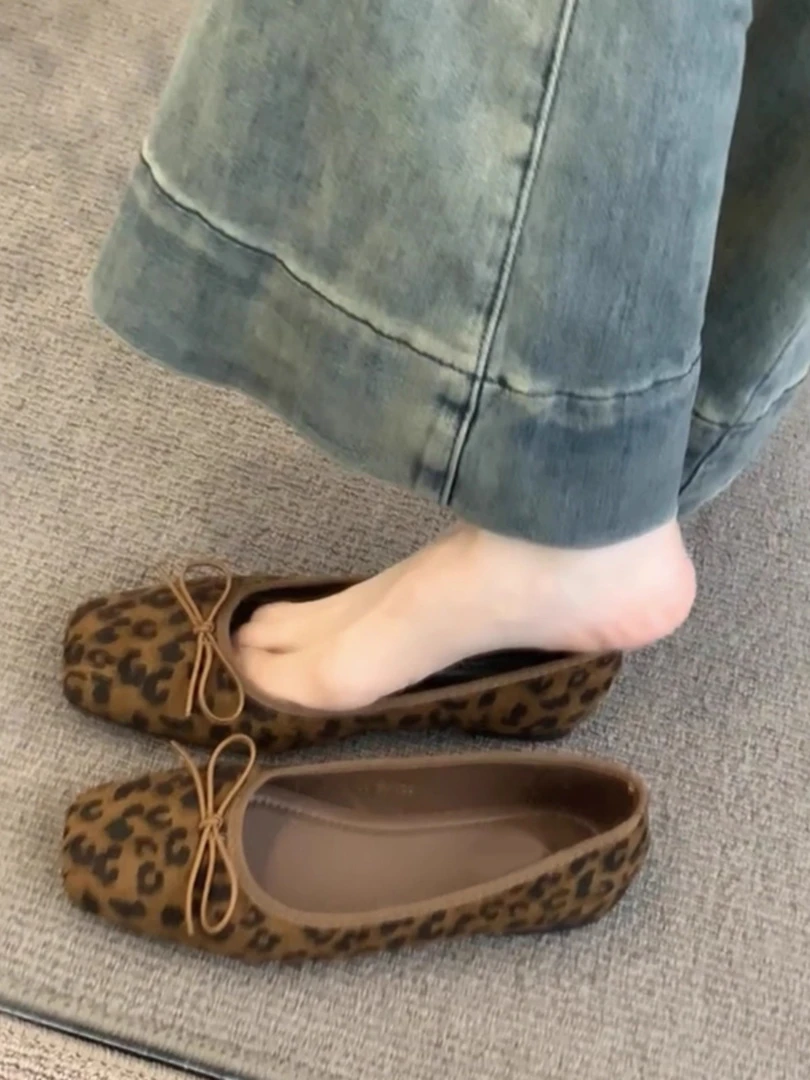 森唔~牛皮版法式复古蝴蝶结豹纹浅口芭蕾单鞋女一脚蹬奶奶鞋瓢鞋