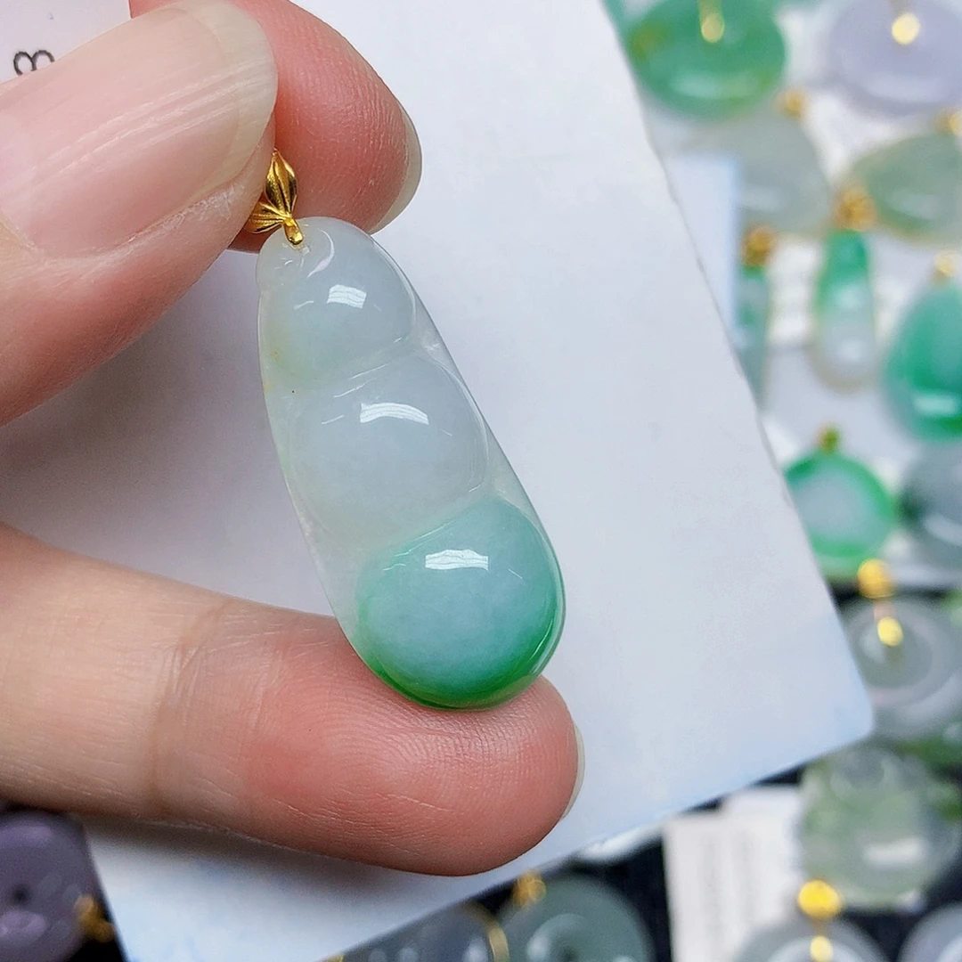 翡翠18K金镶嵌颈饰577898