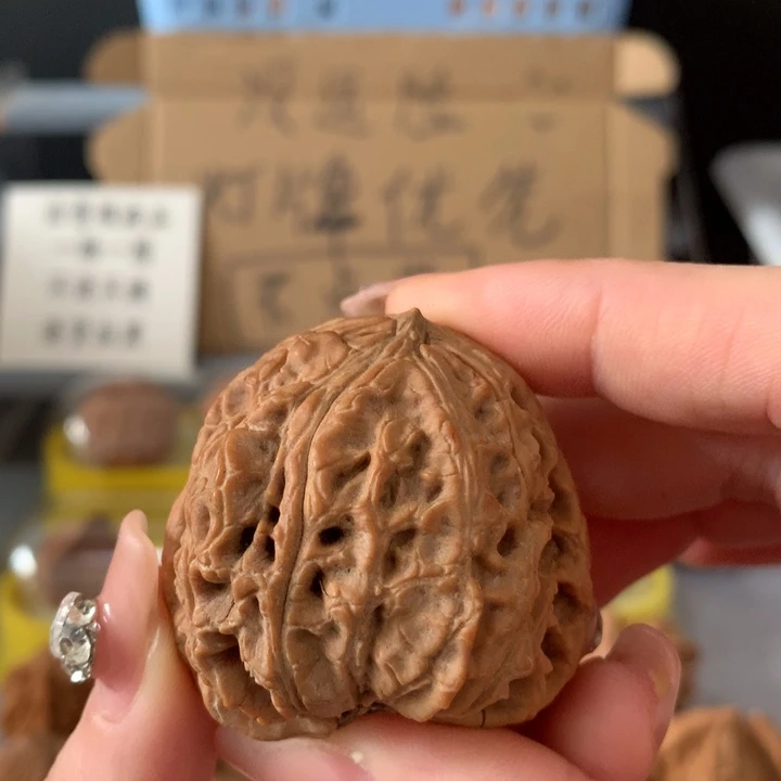 鸿***吊坠文玩核桃异形单只