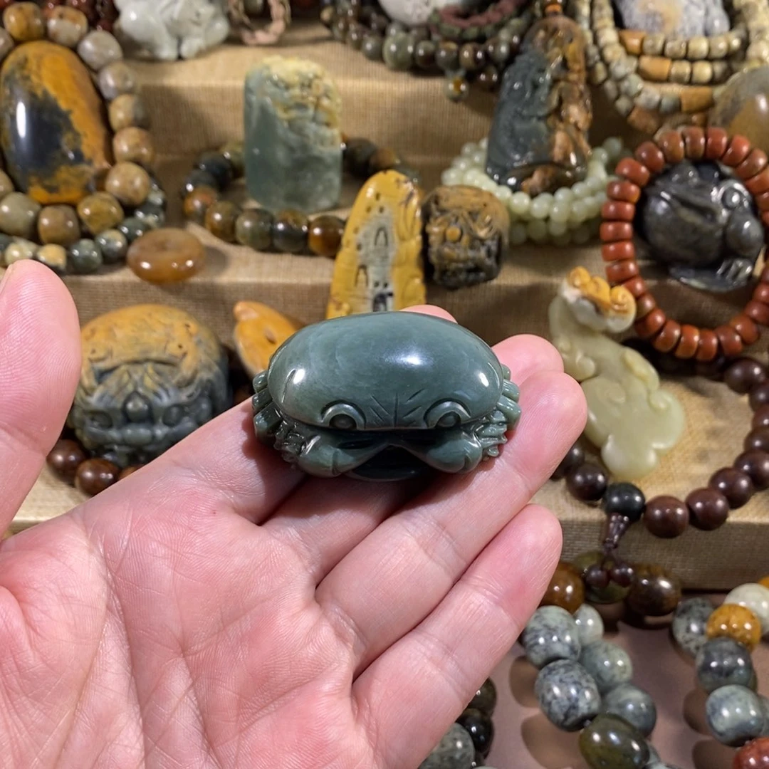 岫岩河磨玉（透闪石质玉）未镶嵌挂件