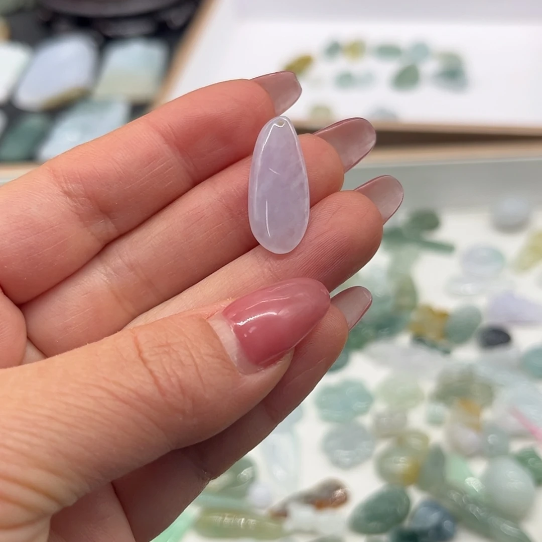 【闪购商品】翡翠颈饰未镶嵌福瓜