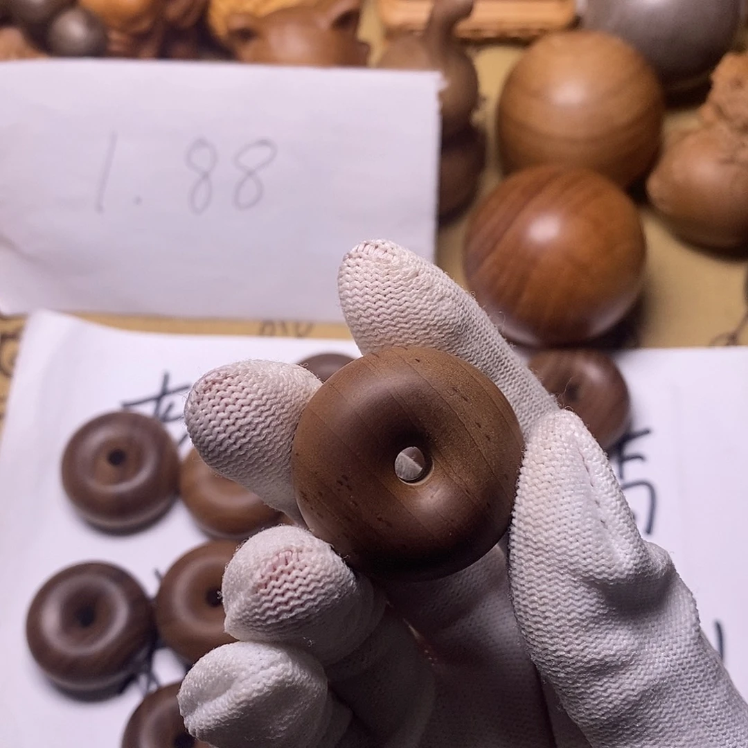 吊坠檀香木小平安扣 瑕