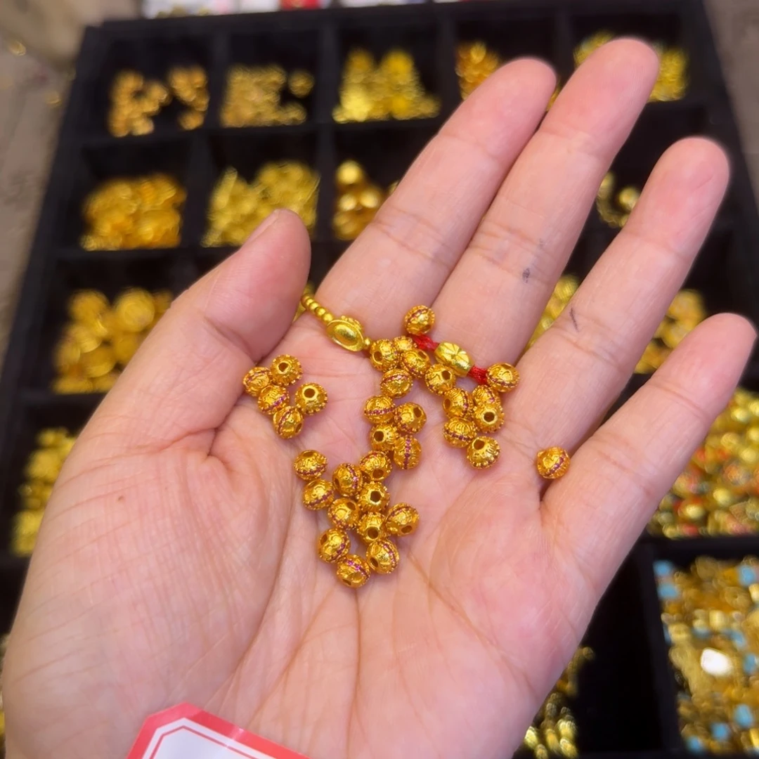 合金卡6粉稿猪猪2个