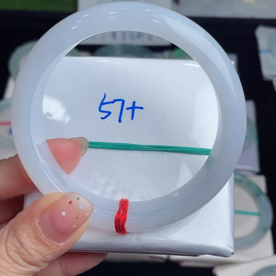 翡翠手镯未镶嵌缅甸翡翠手镯21