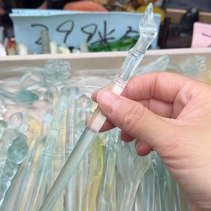 蛇纹石玉未镶嵌发饰