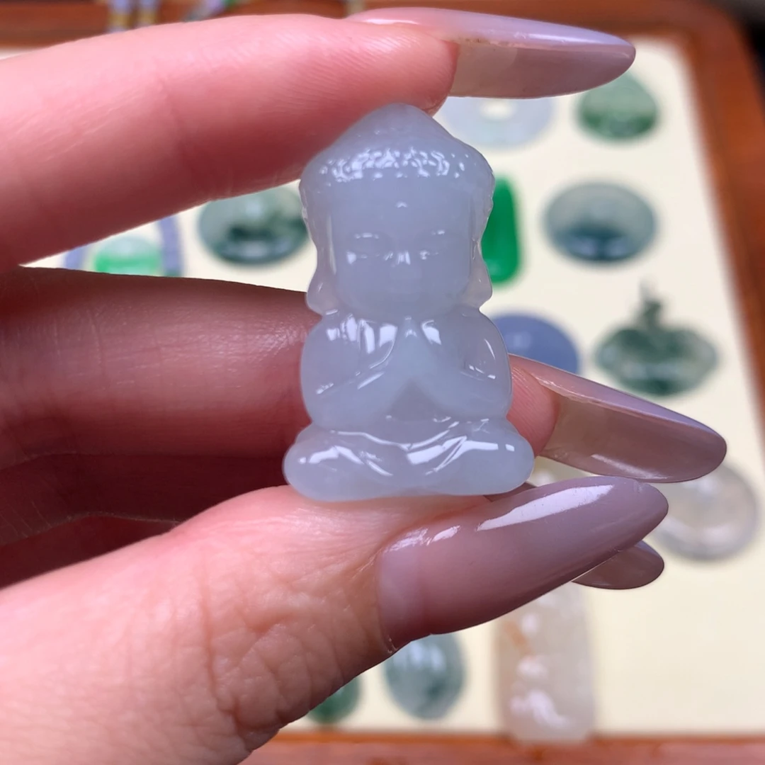 定制翡翠未镶嵌宝宝佛