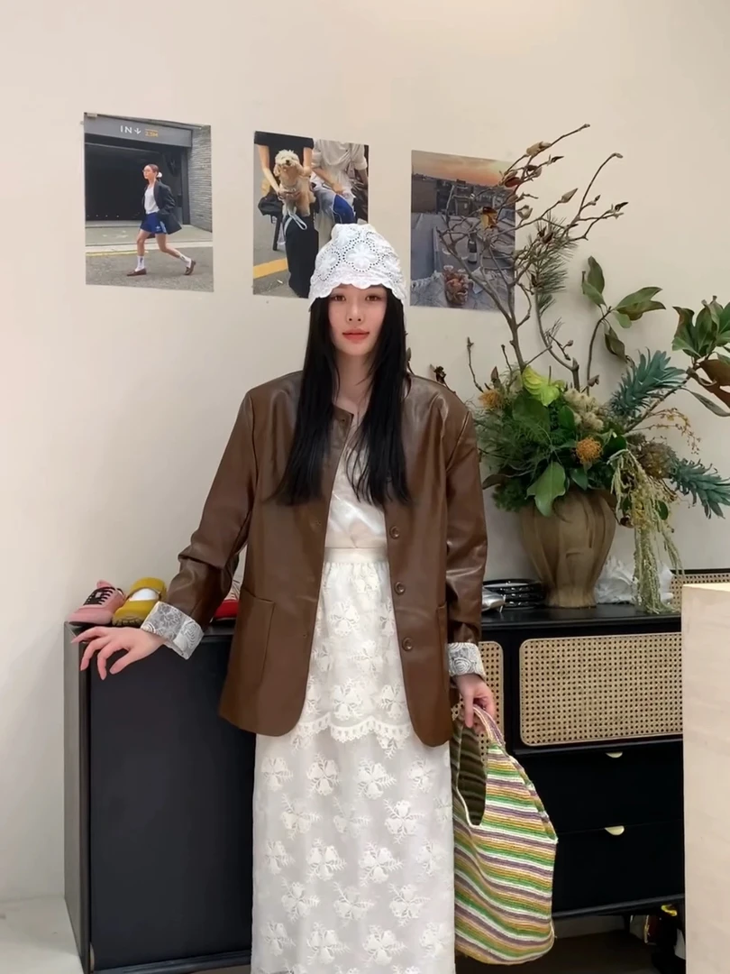 早春拼接蕾丝袖口设计感皮衣西 装女ins韩版高级感外套