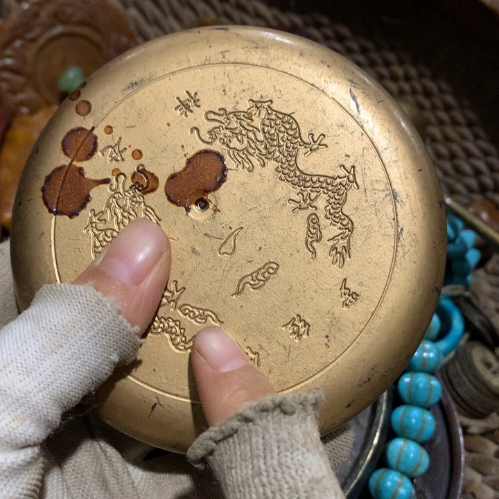 字***动瓷片吐口水和你说话你怎么会说话