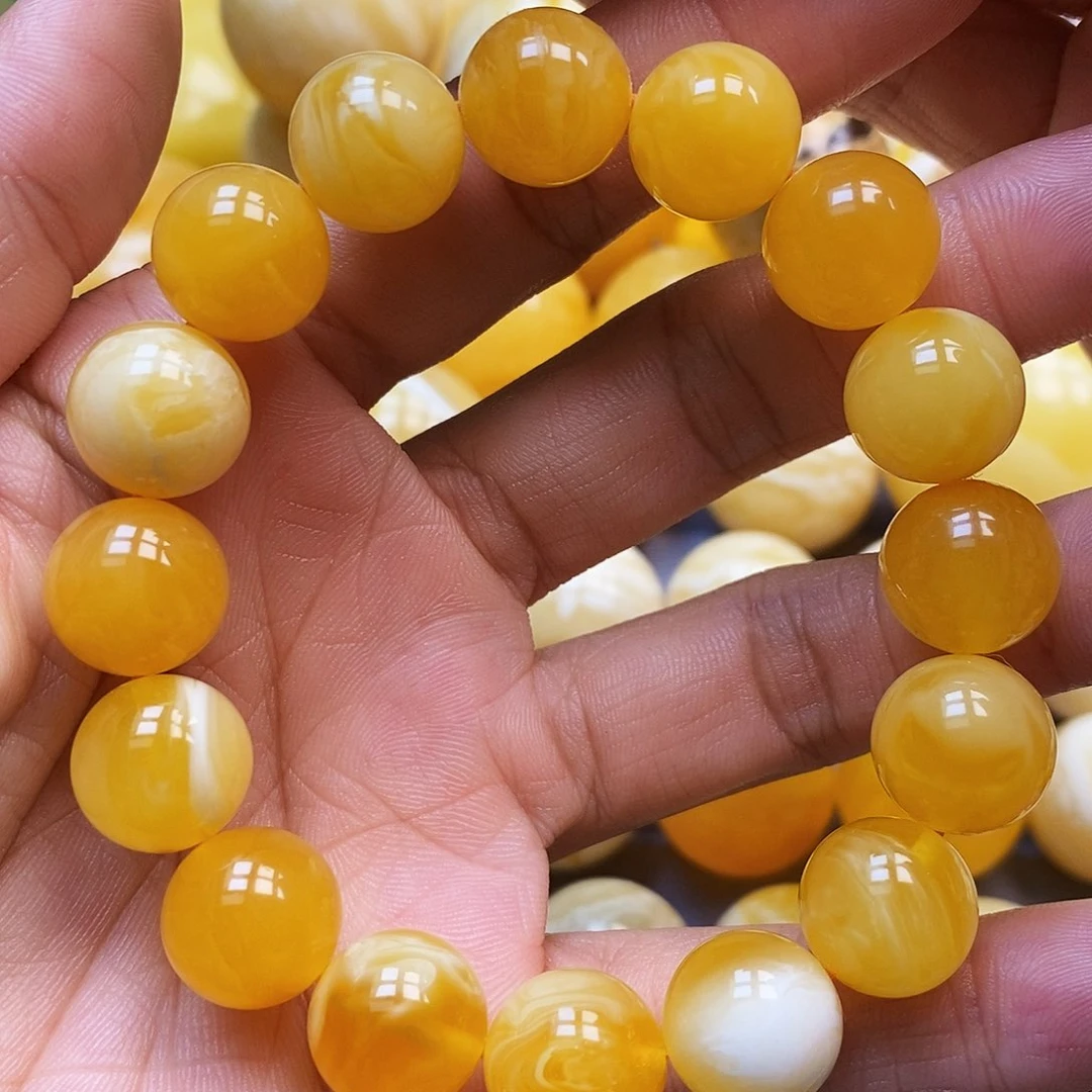 蜜蜡未镶嵌珠宝奇石