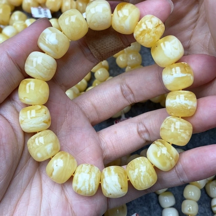 琥珀未镶嵌珠宝奇石3