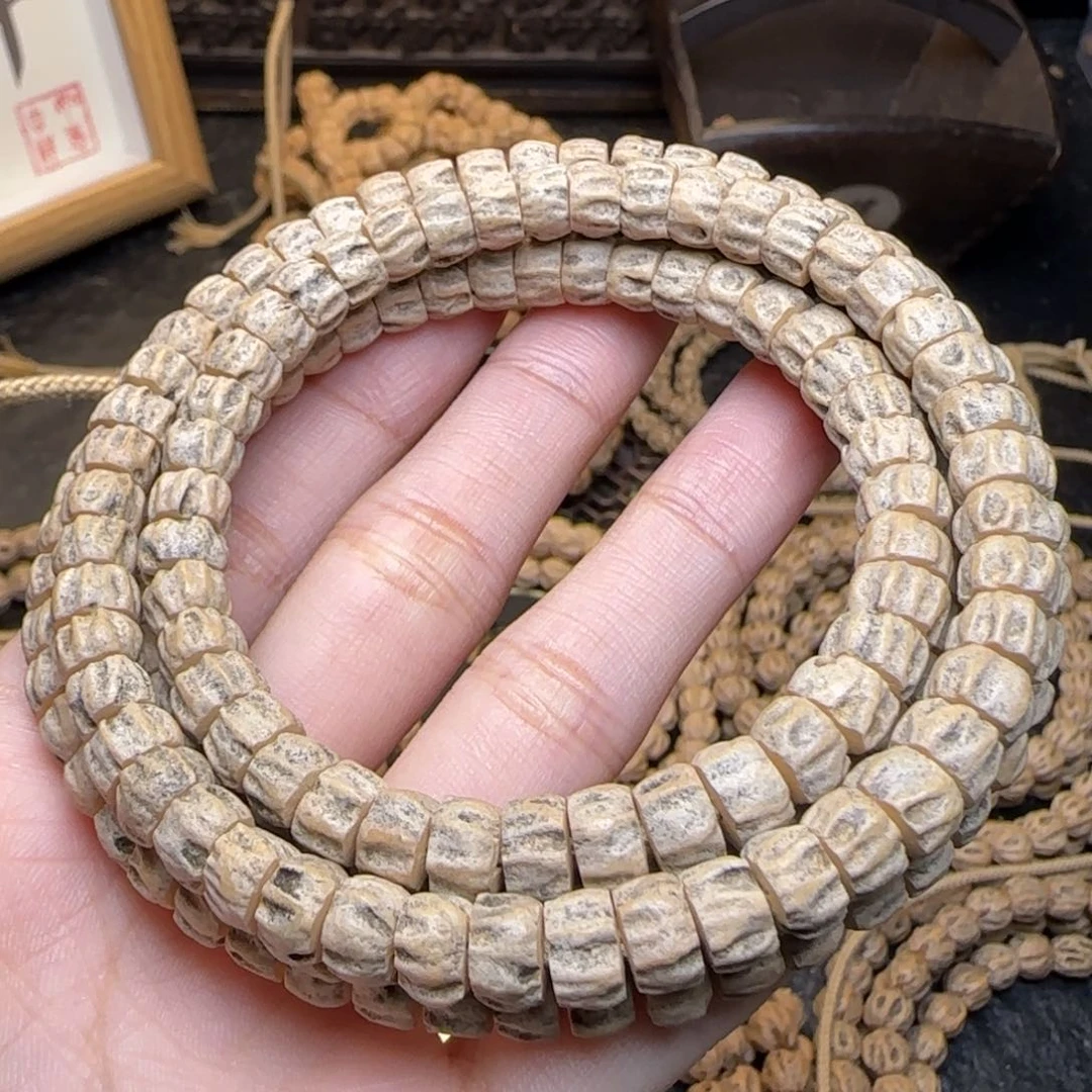 柏香籽/百香籽吊坠古**风