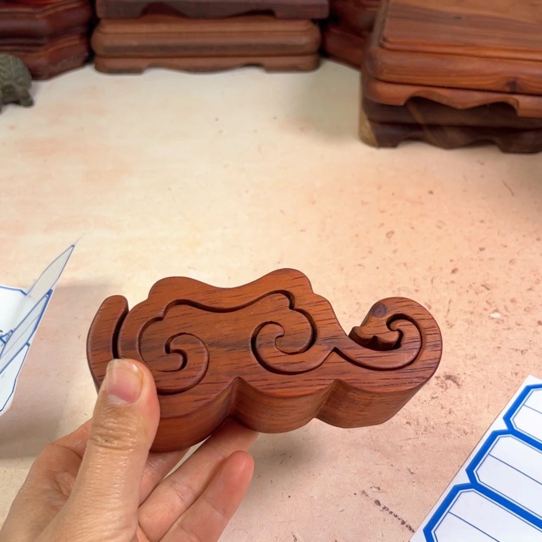 明***空绒质手机支架1111