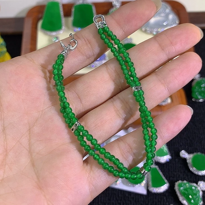 18K金镶嵌手链翡翠888888