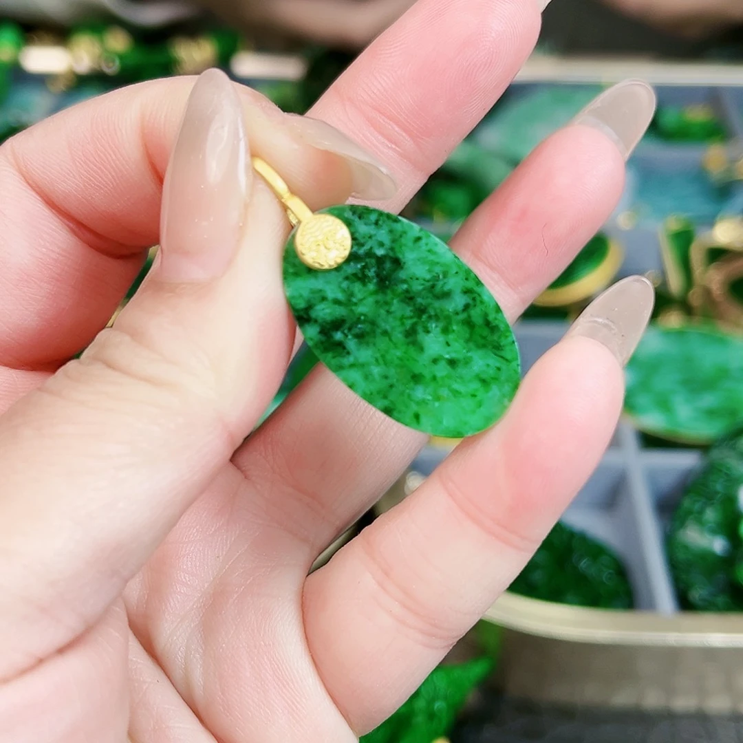 翡翠颈饰银S925镶嵌吊坠