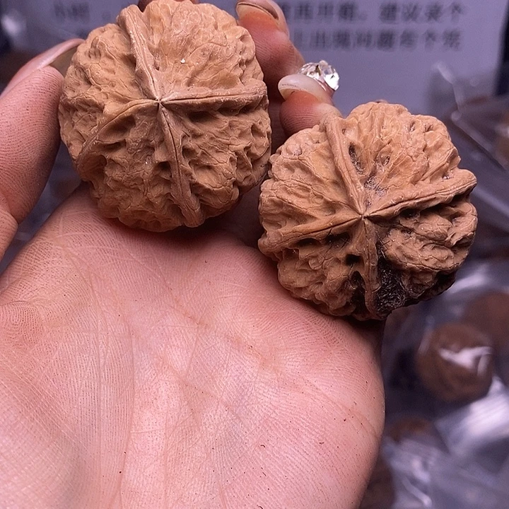 核桃云南野生铁核桃121号42mm