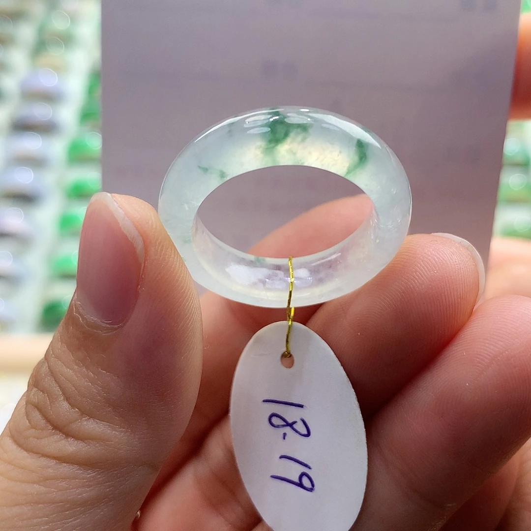 翡翠戒指未镶嵌1819圈