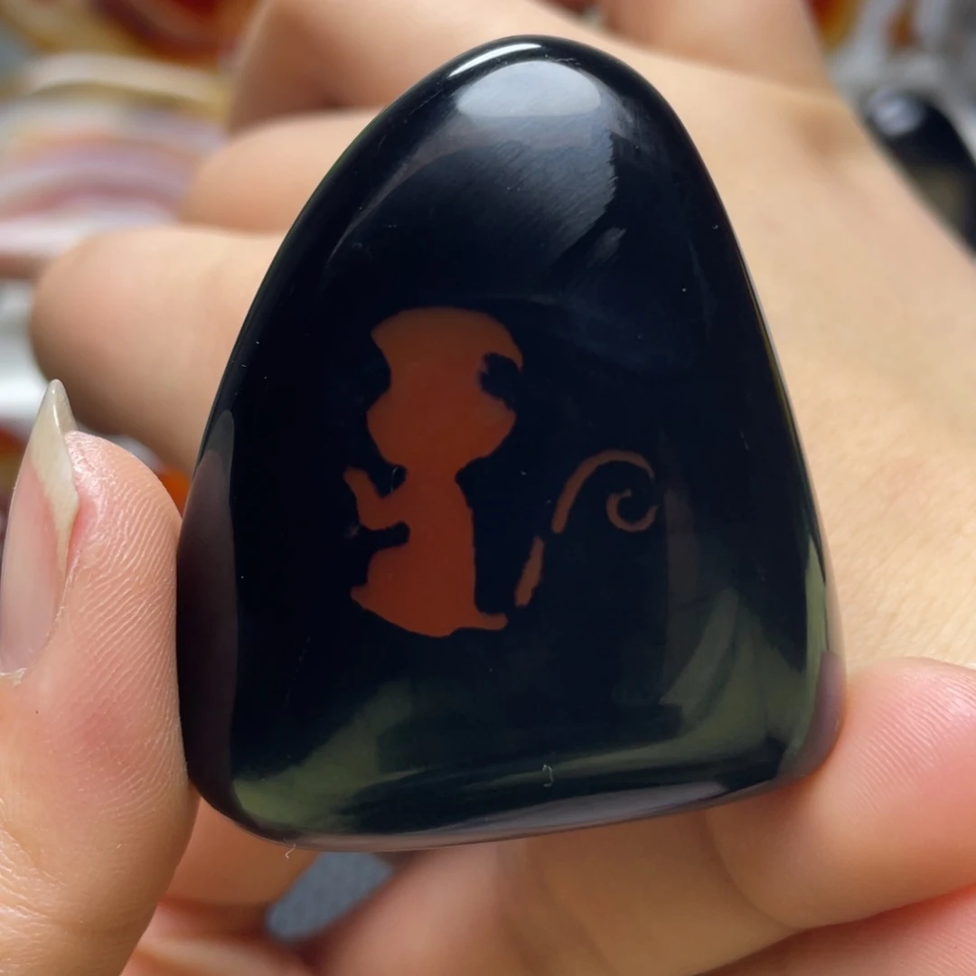 玛瑙/玉髓未镶嵌珠宝奇石