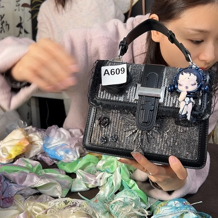 草***夜609娃包手作不退不换