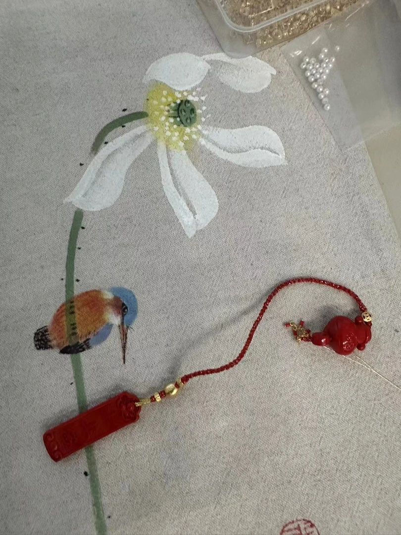 天然辰砂迷悟天然辰砂（朱砂)手机挂