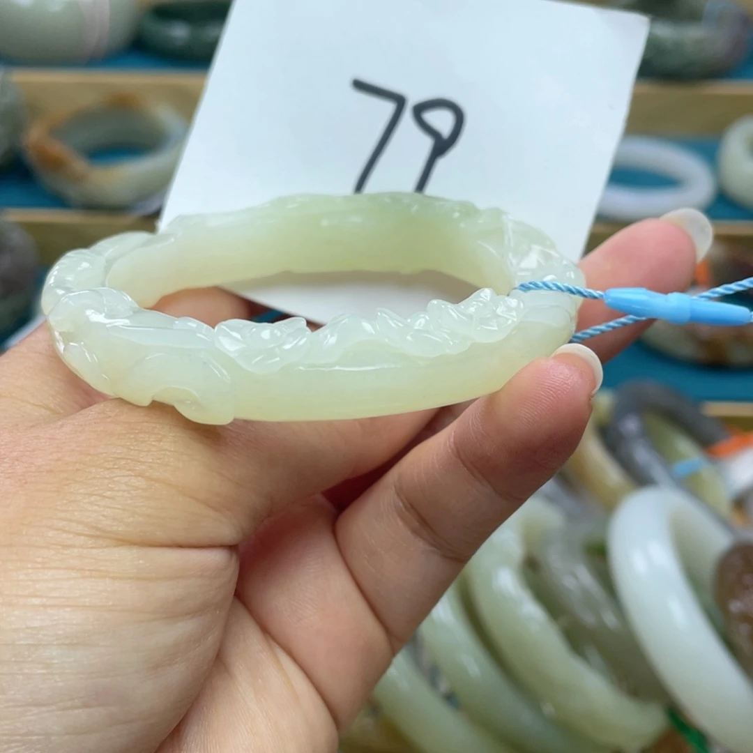 未镶嵌手镯和田玉圈口57