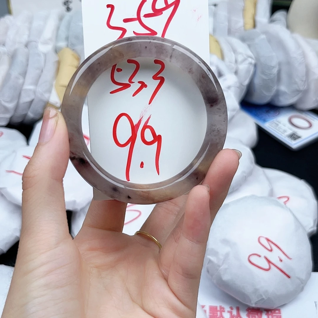 石英质玉未镶嵌手镯3.59