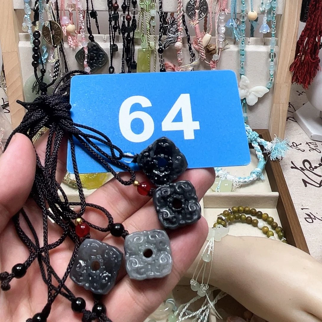 蛇纹石玉合金颈饰