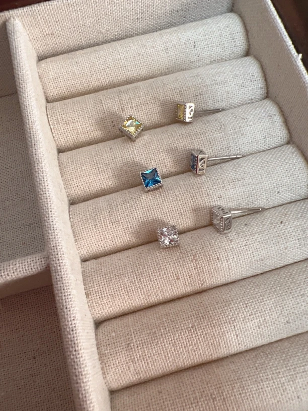 925银合成锆石耳饰 精工厂高级复古合成锆石电白银耳饰直径5mm