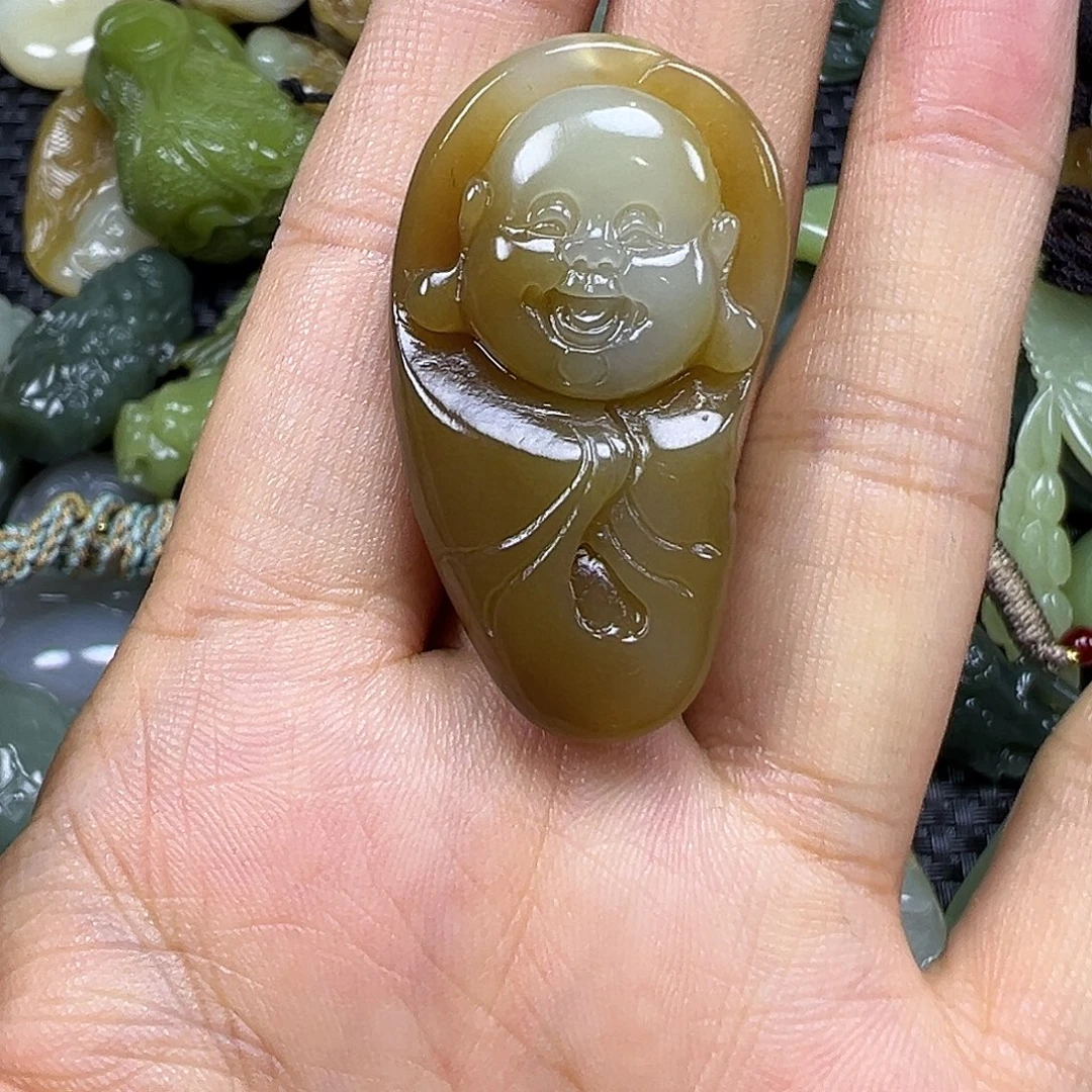 颈饰未镶嵌和田玉