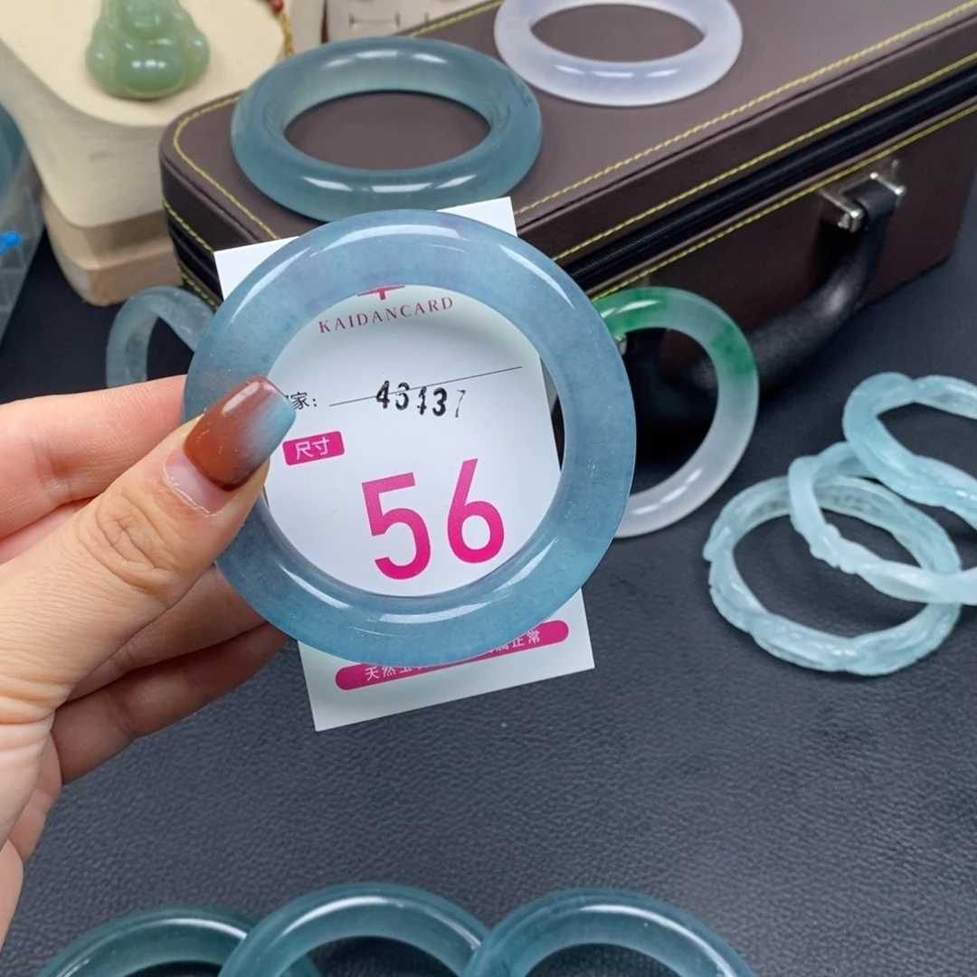 G***n石英质玉未镶嵌手镯