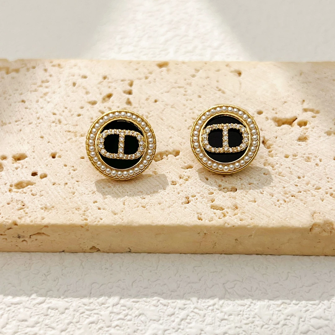 铜合金合成锆石耳饰 猪鼻子圆形耳环