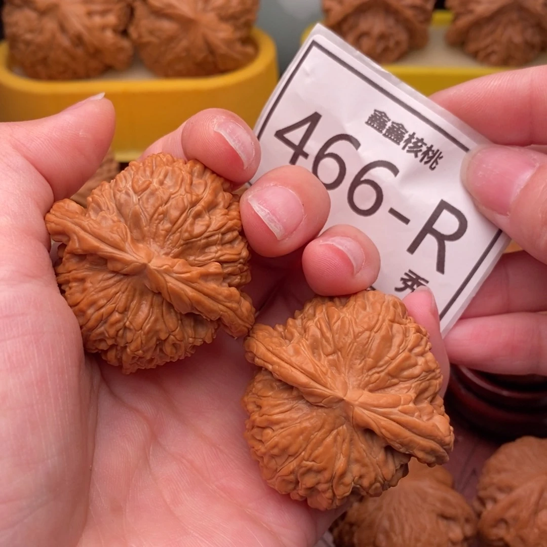 文玩核桃把件白狮43