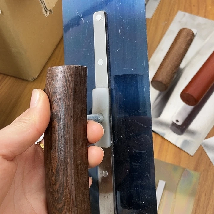小***草特价0.428925黑方把