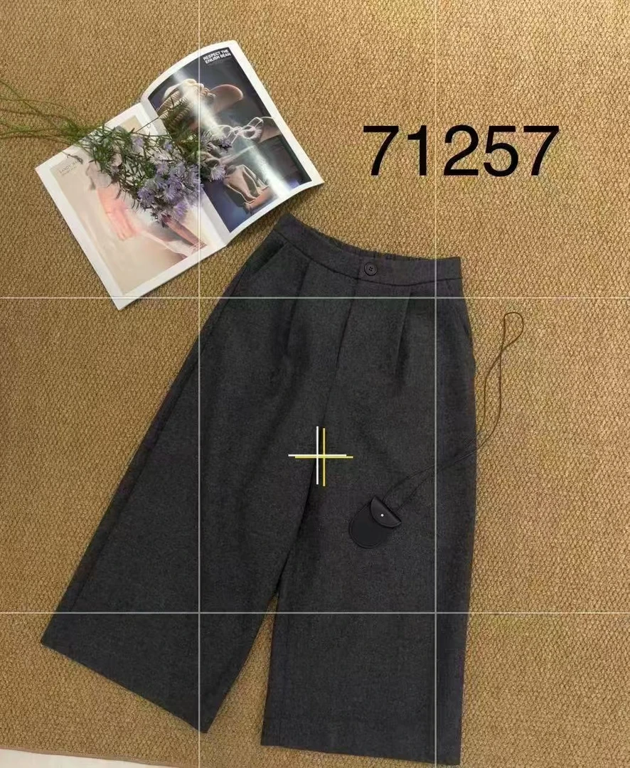 WYFS燕子家高品毛呢八分裤
