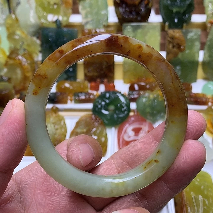 蛇纹石玉未镶嵌珠宝半成品