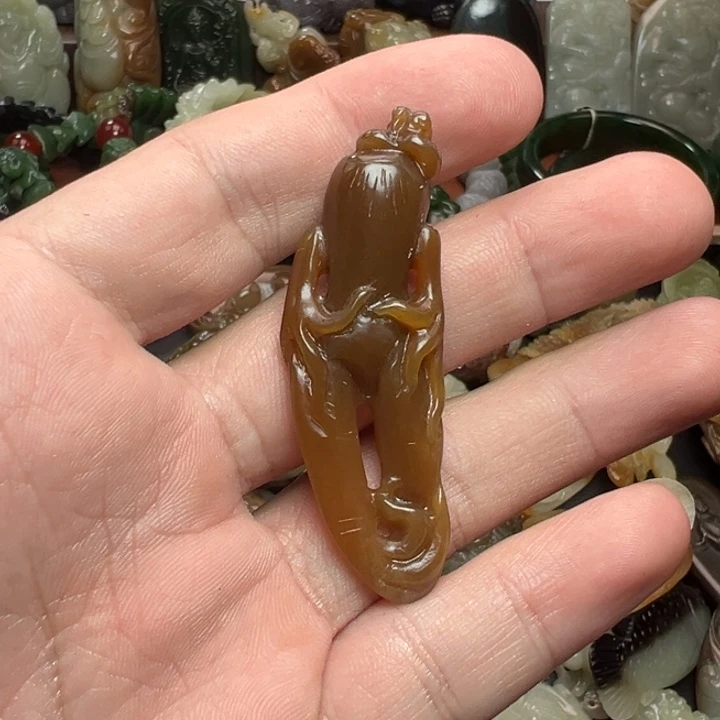 未镶嵌和田玉挂件