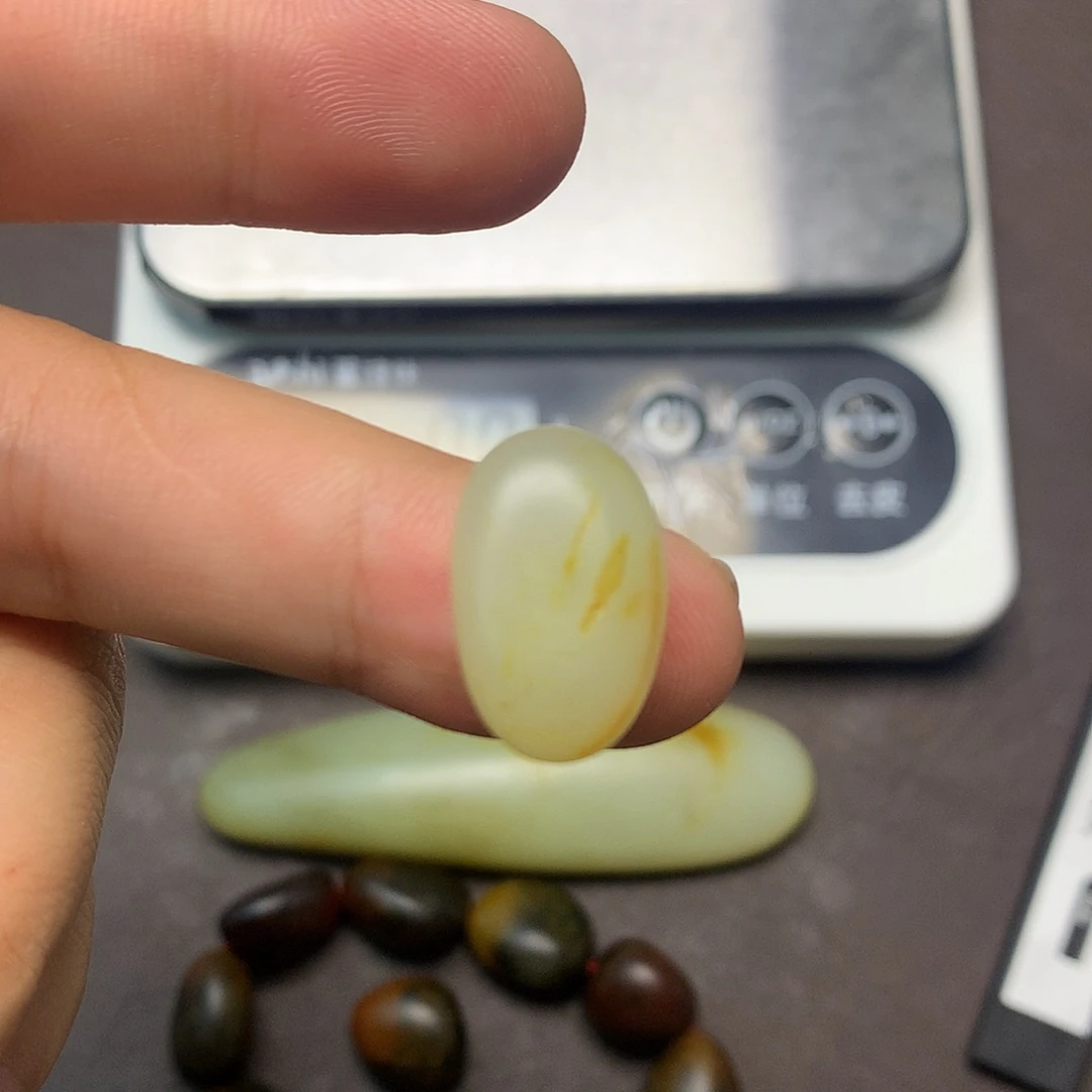 和田玉（糖玉）未镶嵌挂件