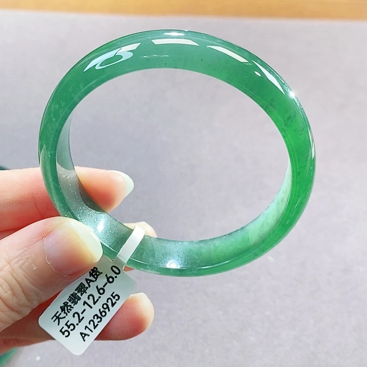 【闪购商品】未镶嵌手镯翡翠
