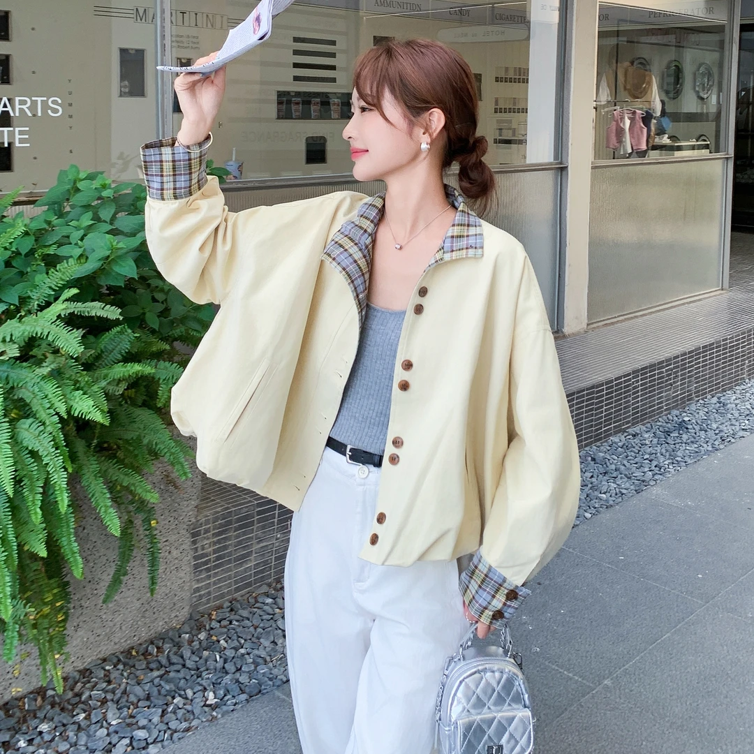 浅黄色小个子格纹拼接短外套女2025秋季新款韩版通勤宽松休闲上衣