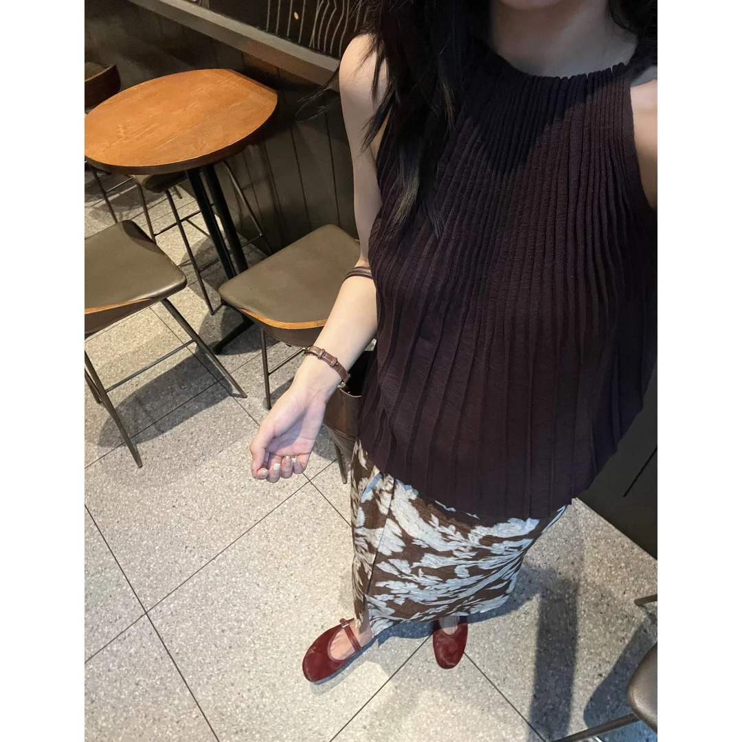 FAR ZOOM  百褶圆领风琴褶皱上衣