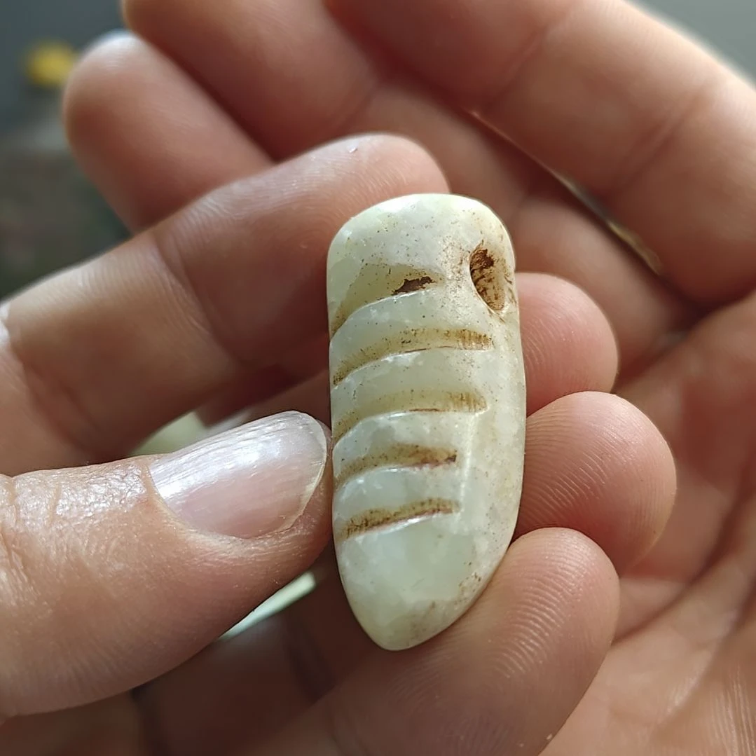 依***弟和田玉未镶嵌挂件