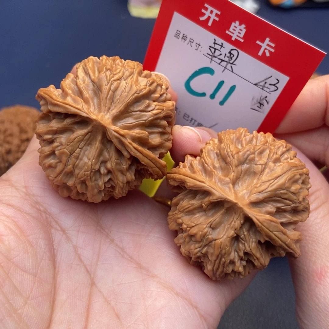 文玩核桃吊坠文玩核桃